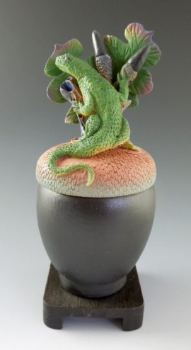 Nancy Adams - Lizard on Black Acorn Box