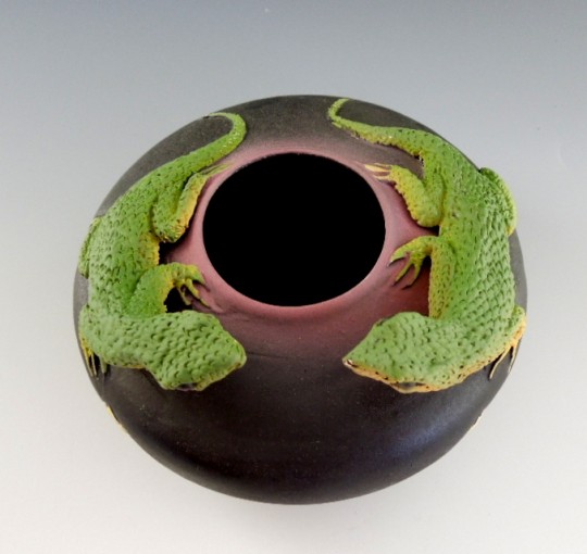 Nancy Adams Pottery Two Lounging Lizards Bowl Scrimshaw Gallery